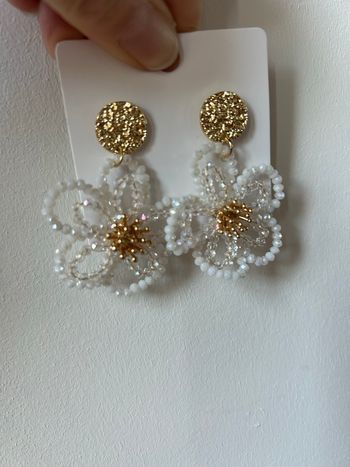 Magnifique boucles d oreilles fleurs perles 