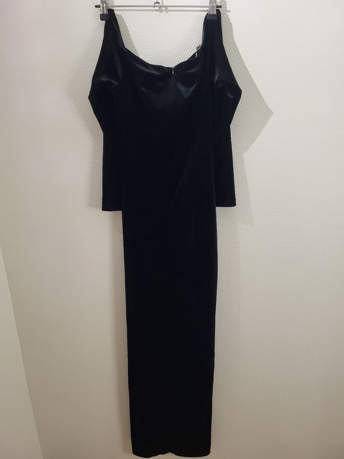 Robe longue noire en velours - photo numéro 2
