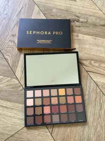 Palette 28 fard à paupières ton chaud maquillage Sephora pro Neuve
