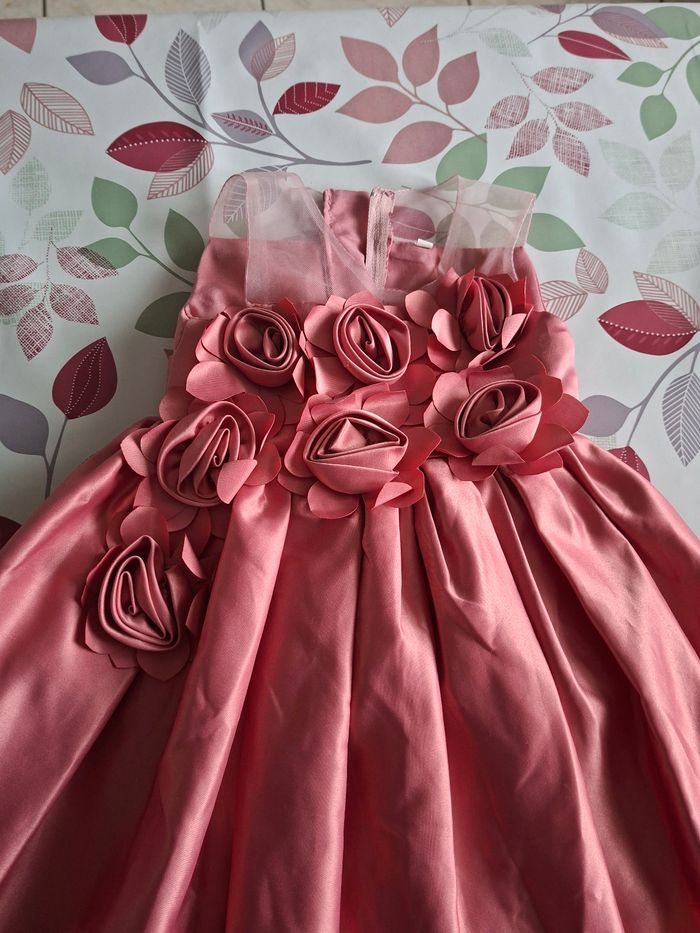 Robes - photo numéro 2