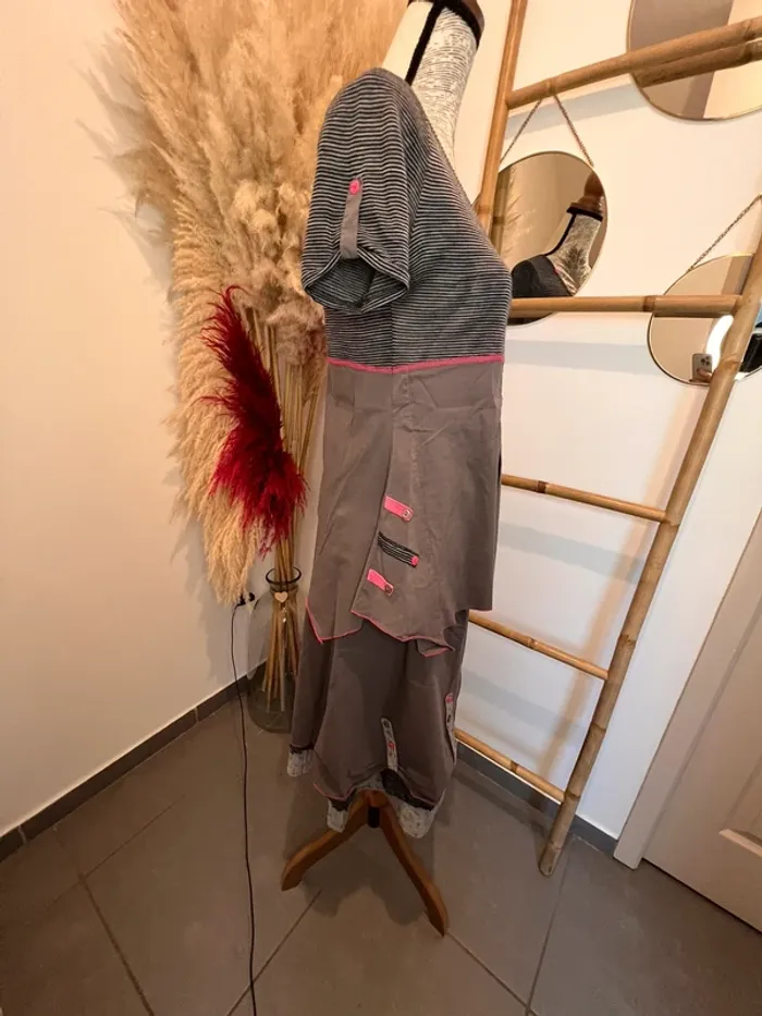 Ensemble haut et jupe - photo numéro 4