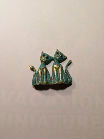 Figurine chat en metal