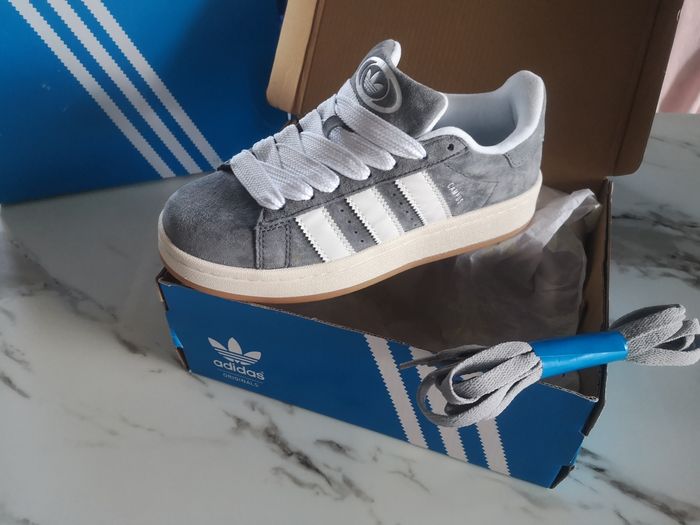 Adidas Campus Grise Original Neuf et Emballé