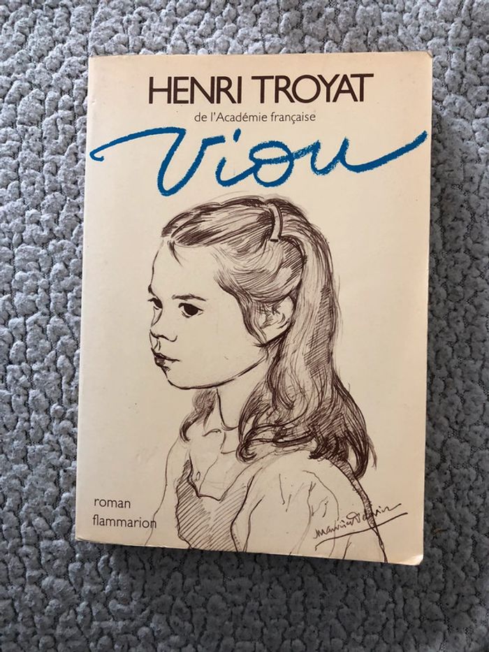 Livre: Viou (roman) NEUF