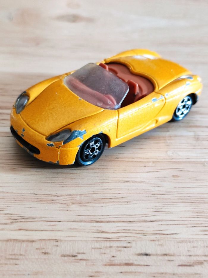 Majorette Porsche Boxster jaune ref 269