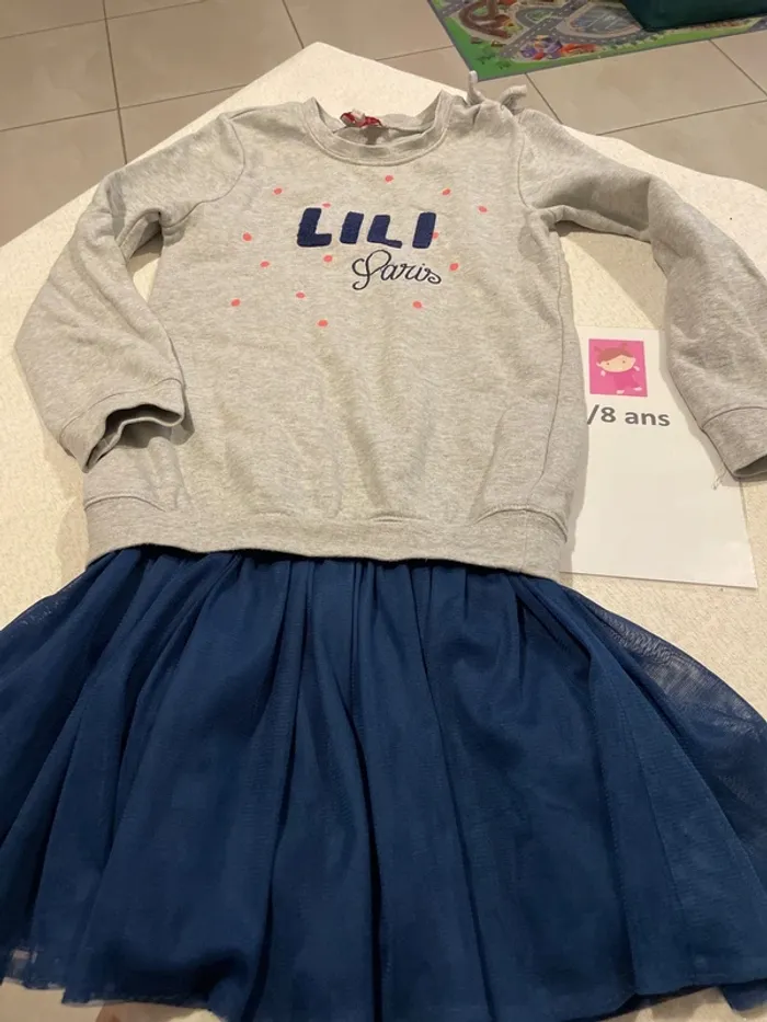 Robe Lili gaufrette 8 ans