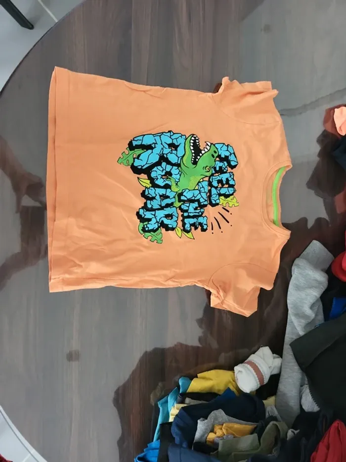Tee shirt 8 ans 7/8 128cm