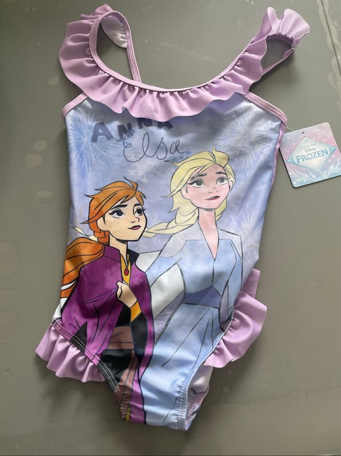 Beau maillot de bain 1 pièce Disney Reine des Neiges T 7-8 ans 8 ans Neuf étiquette