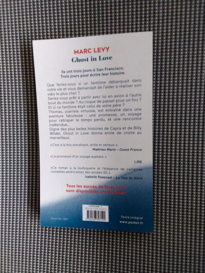 Livre Ghost in love de Marc Lévy dédicacer - photo numéro 3