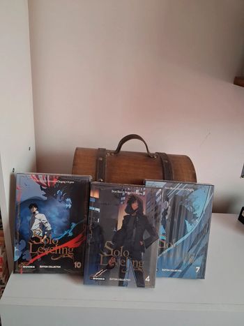 Manga Solo Leveling collector 4 + 7 et 10 lot