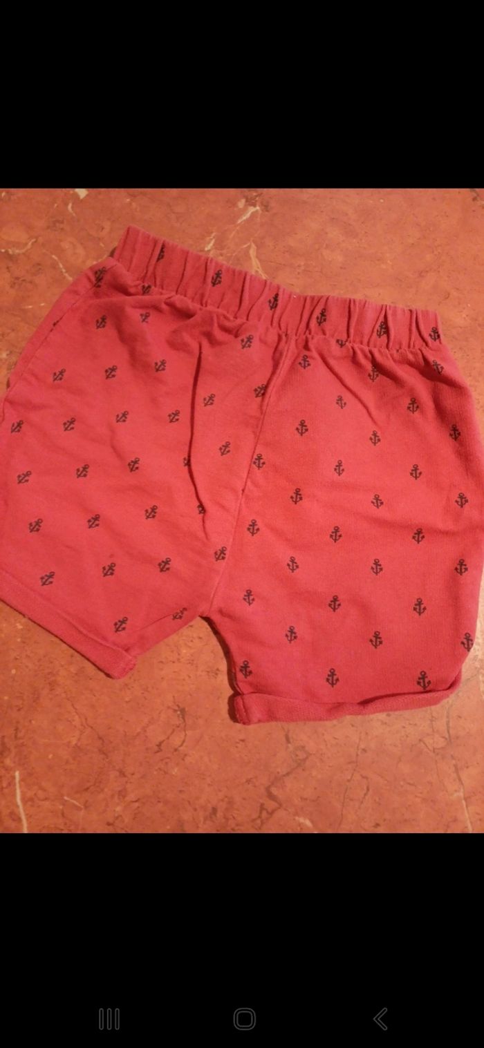 Short garçon taille 36 mois