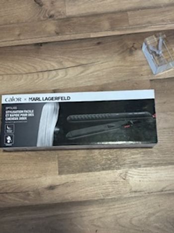 Je vend un lisseur neuf 