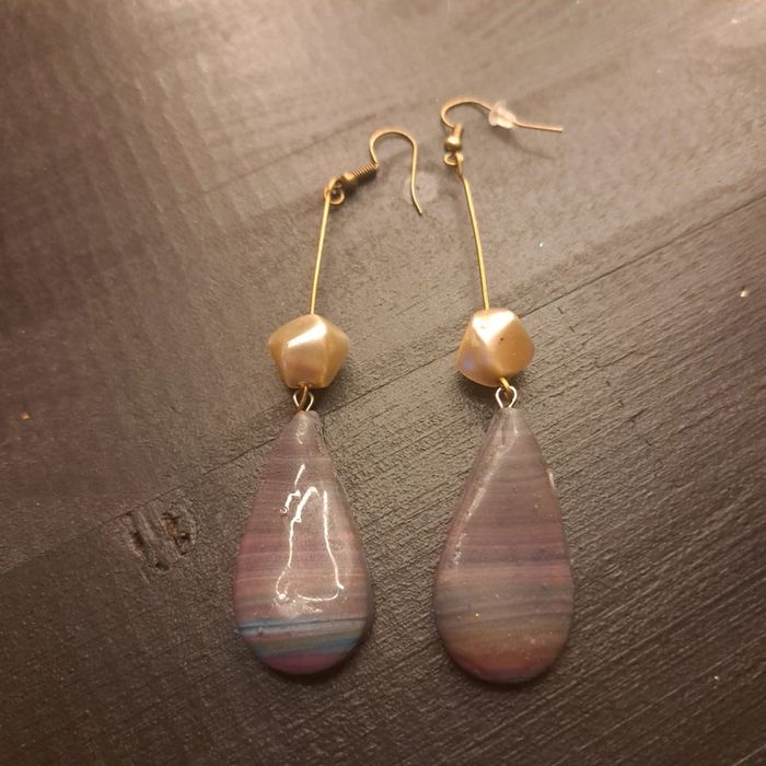 Boucles d'oreilles pendante avec pâte polymere multicolore bariolé - photo numéro 11