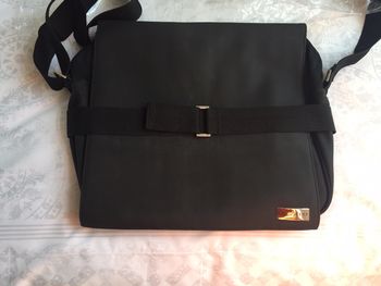 Sac besace à bandoulière Azzaro Neuf