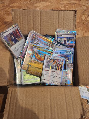 475 cartes pokemon jap (275 holo)