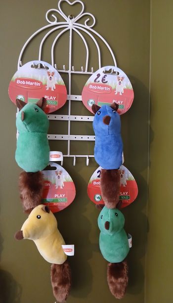 Lot de 4 jouets couineur pour chien Bob Martin