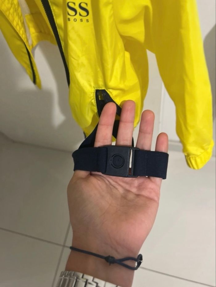 Veste coupe vent boss bébé taille 6 mois - photo numéro 6