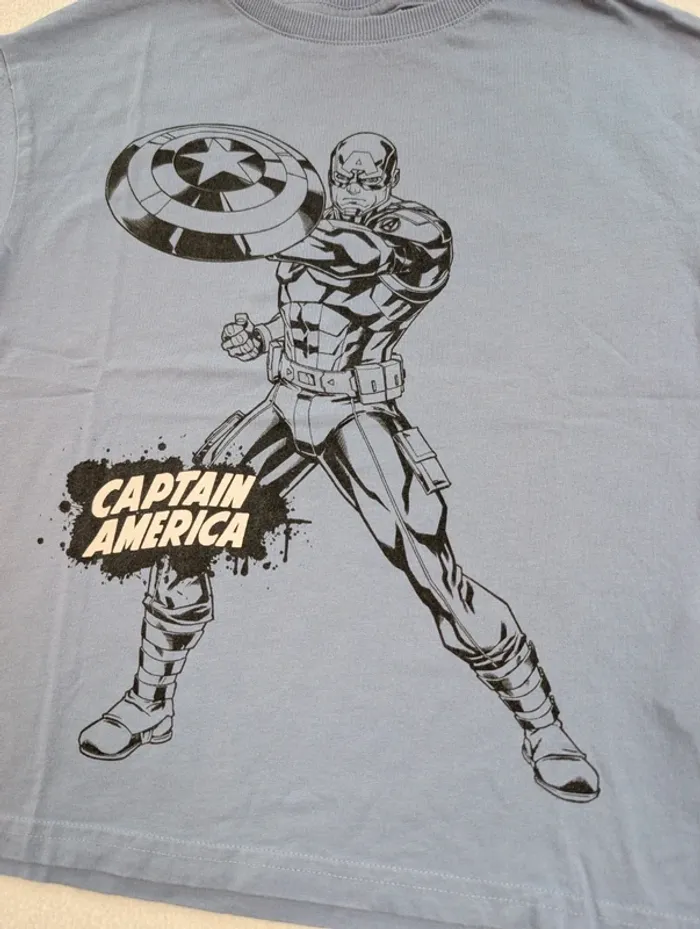 Tee-shirt capitaine america 8 ans - photo numéro 2