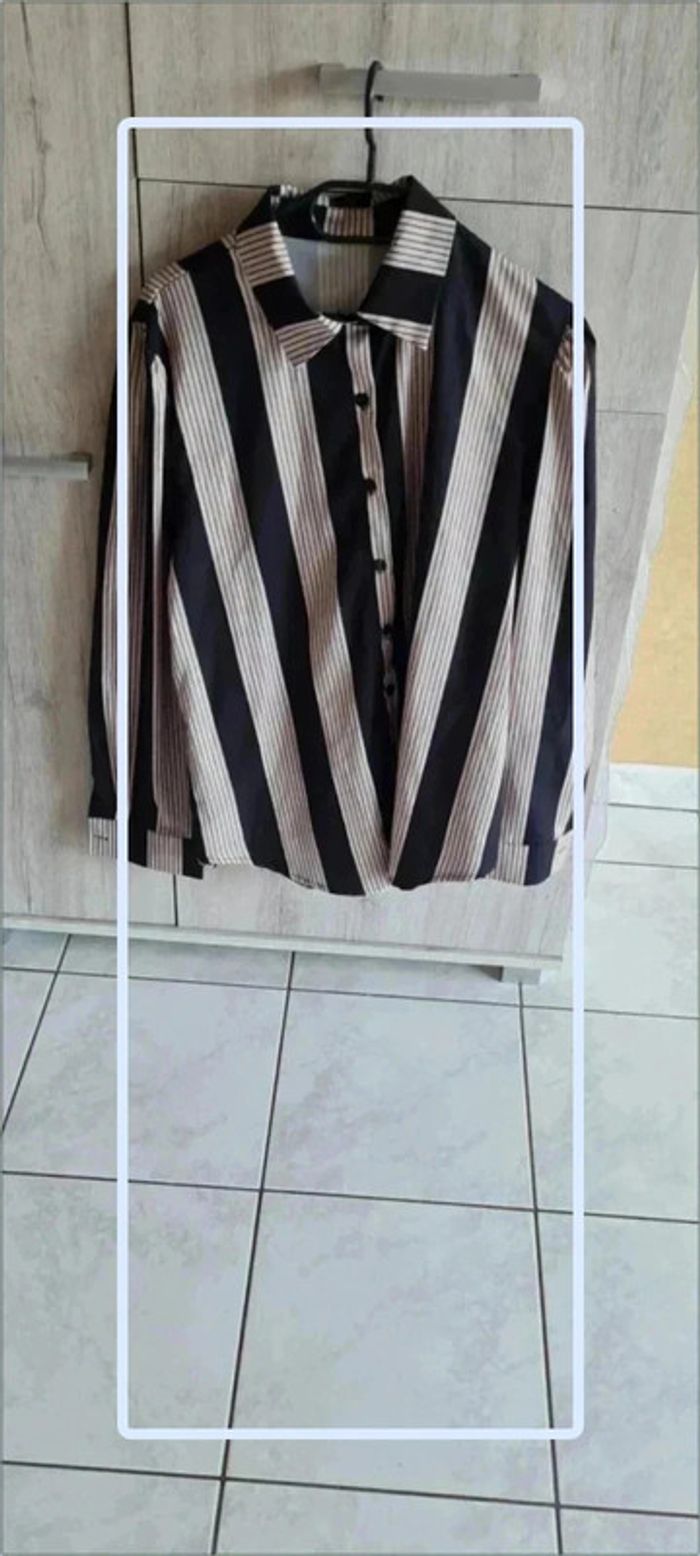 Chemise effet satin