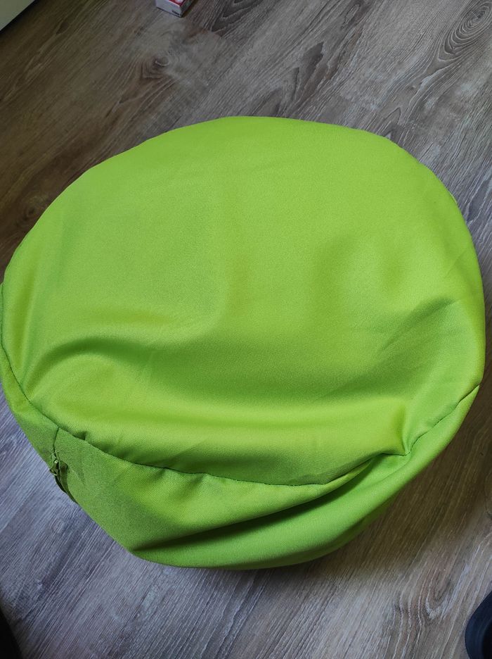 Pouf rond vert anis