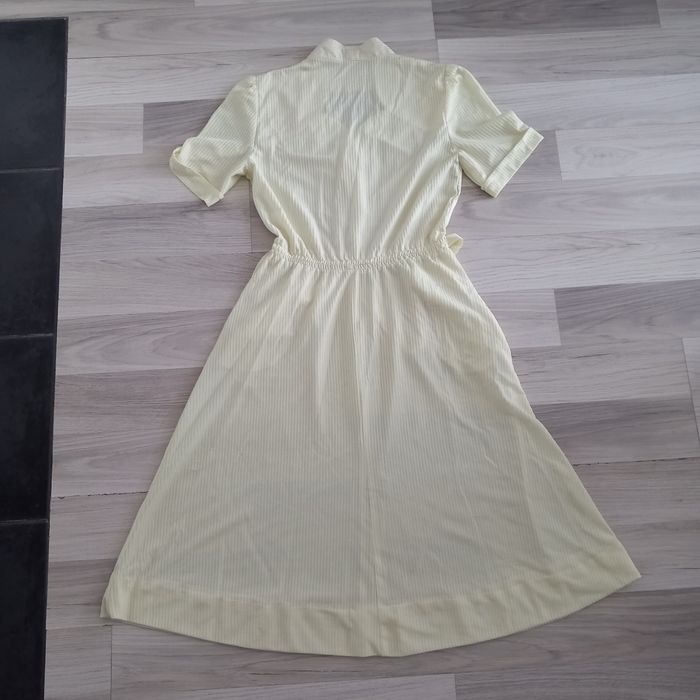 Robe longue jaune vintage taille 38 - photo numéro 8