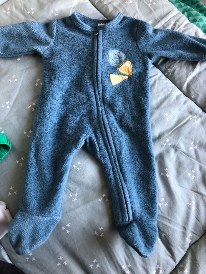 Lot pyjama 1 mois - photo numéro 3