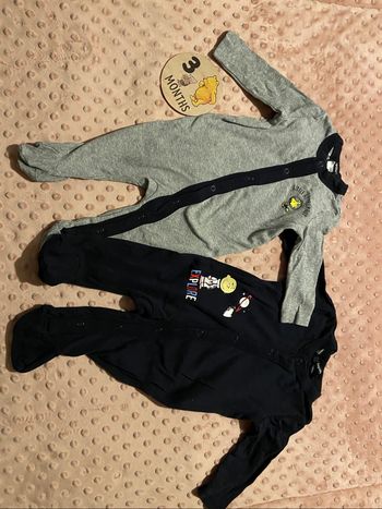 Lot de 2 pyjamas Snoopy taille 3 mois