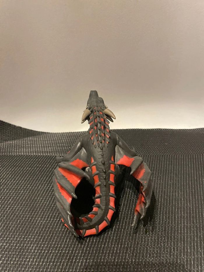 Games of thrones figurine Drogon vinyl Titans exclusif 14cm environ - photo numéro 3