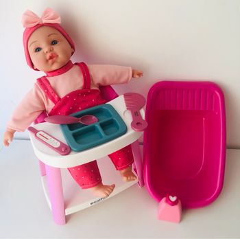 Poupée avec accessoires