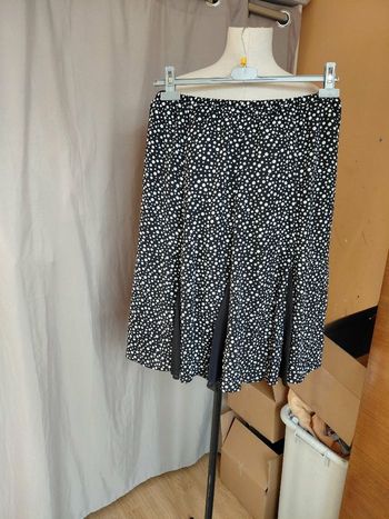 Très jolie jupe femme T 44