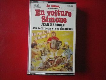 EN VOITURE SIMONE