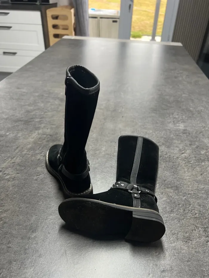 Botte taille 24 - photo numéro 3