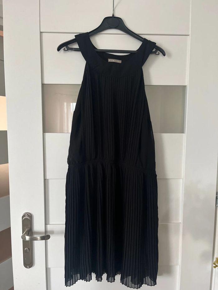 Robe noire
