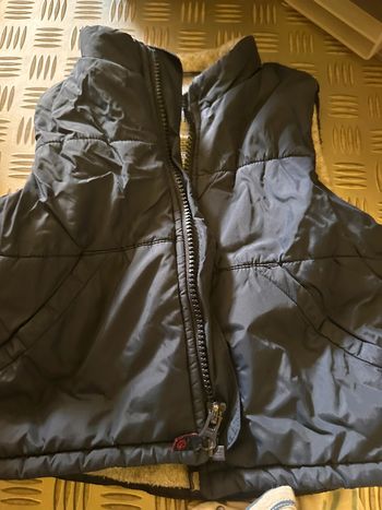 Body warmer 12/18m gap