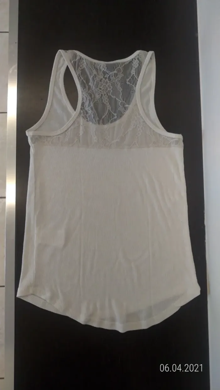 Débardeur long blanc haut de dos dentelle - photo numéro 5