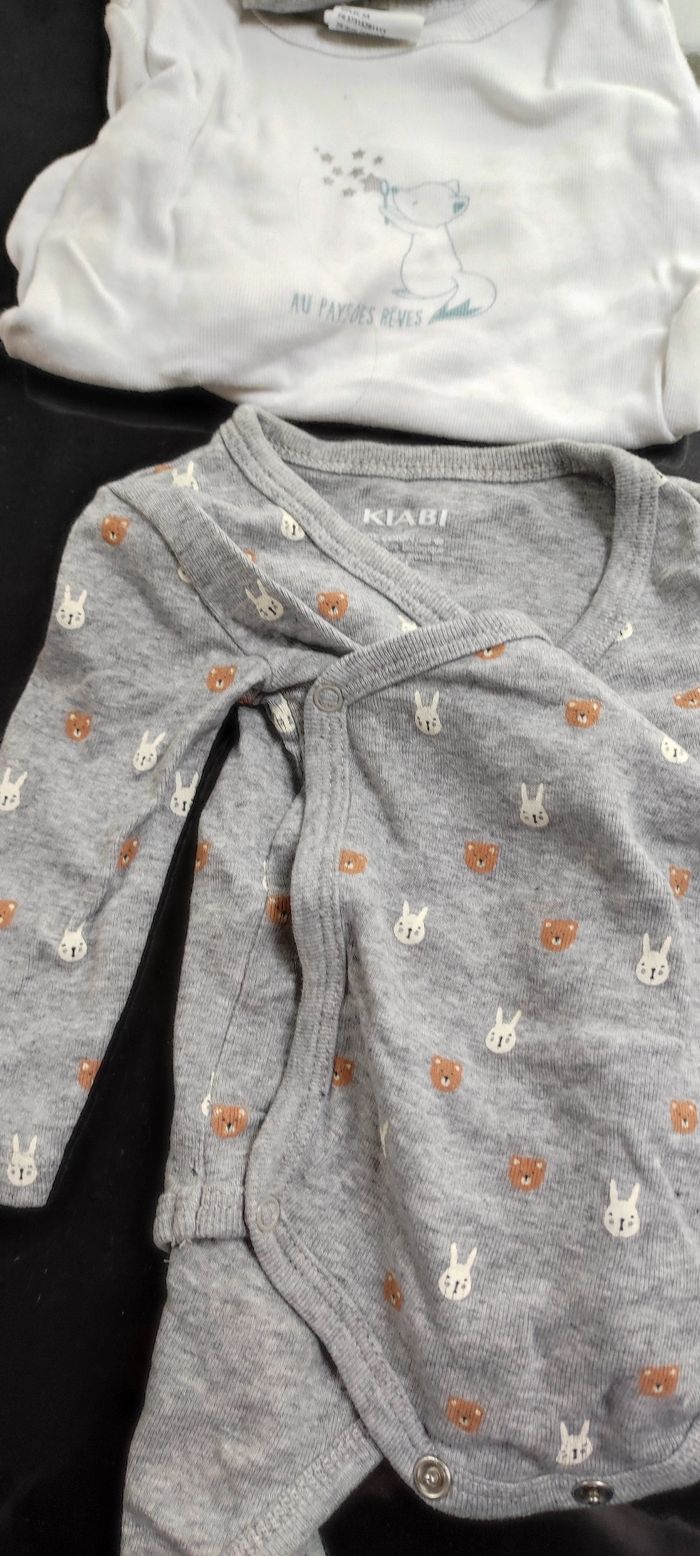 Lot de 5 boddies - photo numéro 2