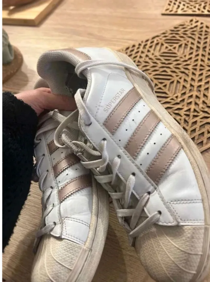 Basket adidas superstar - taille 40 - photo numéro 3