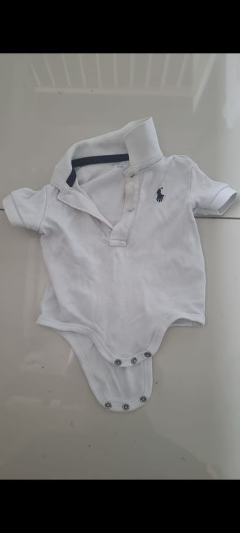 Polo  raph lauren bébé taille 3 mois