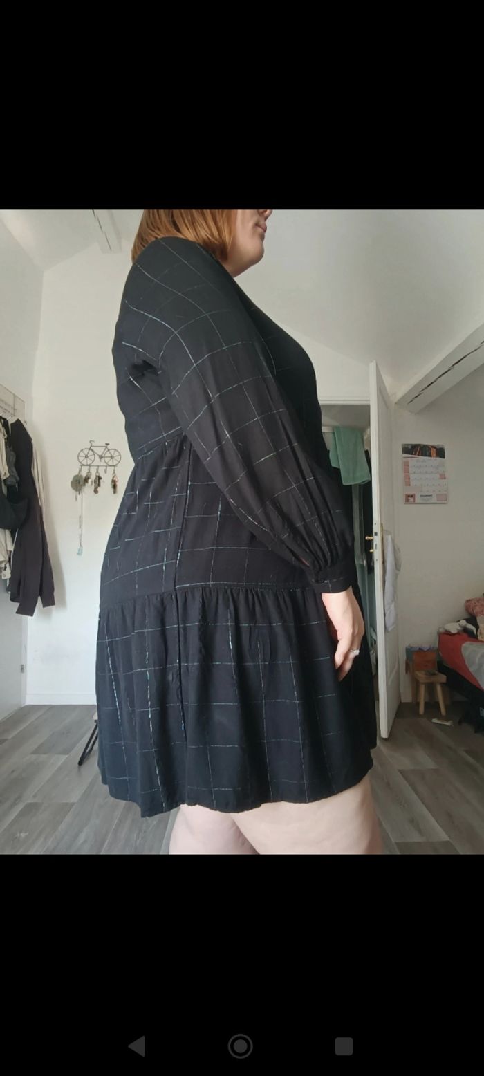 Robe noir - photo numéro 4