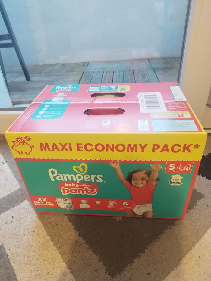 Carton Pants Pampers taille 5 - photo numéro 3