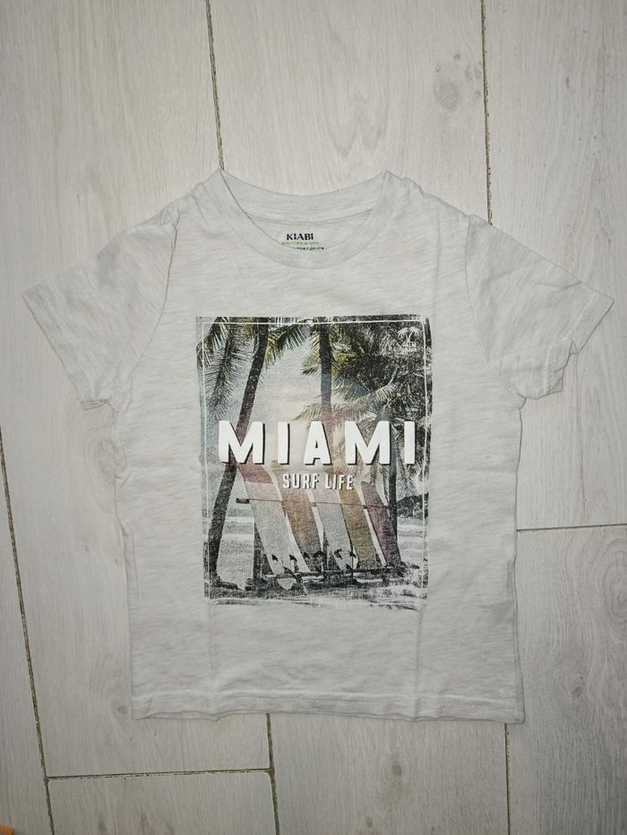 T-shirt manche courte 4ans - photo numéro 1