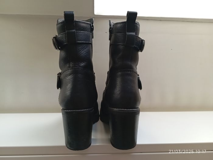 Bottines - photo numéro 4