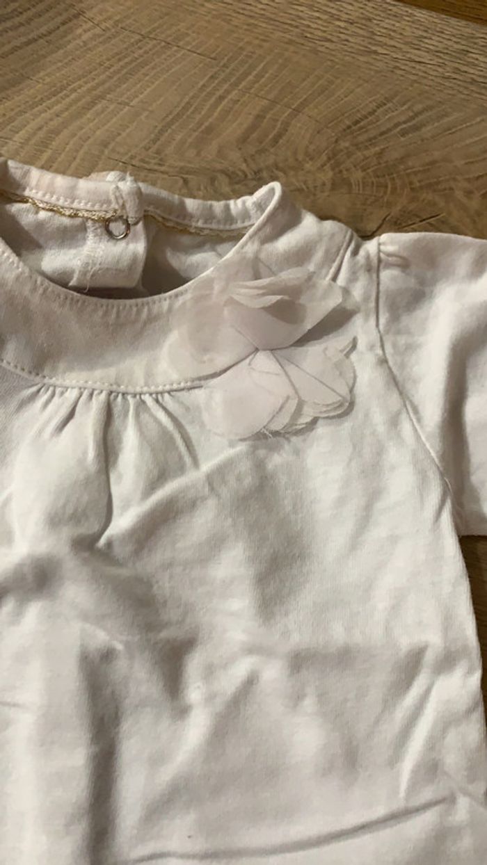 Teeshirt 6 mois - photo numéro 2