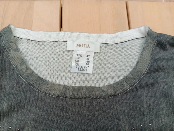 Haut mona taille 44 avec brillant - photo numéro 2