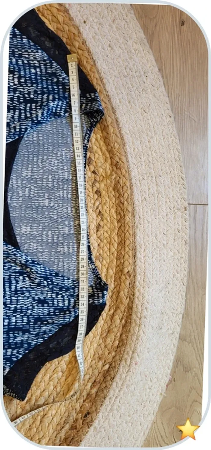 Robe fluide imprimée avec détails en dentelle – Très bon état - Bleu - Taille 40 - photo numéro 5