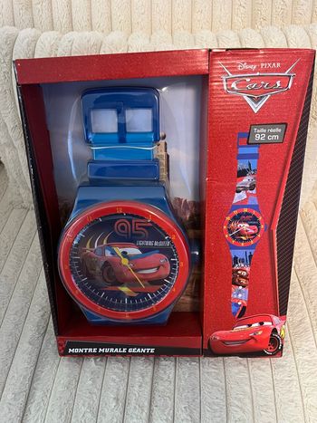 Montre cars géante horloge 