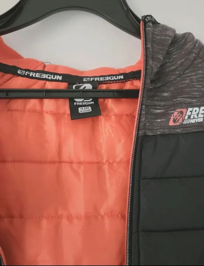 Blouson/ veste garçon neuve - photo numéro 4