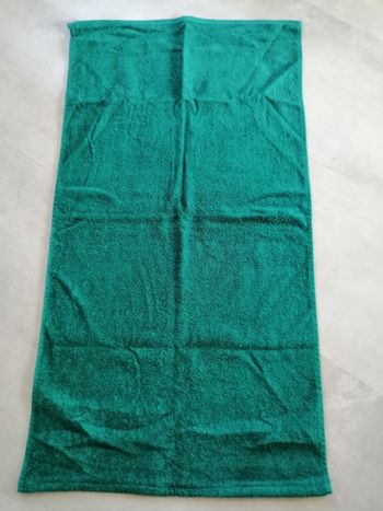 serviette verte 90 x 48