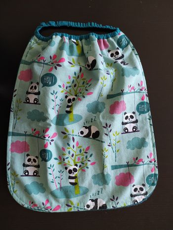 Grand bavoir motif panda rose / vert maternelle