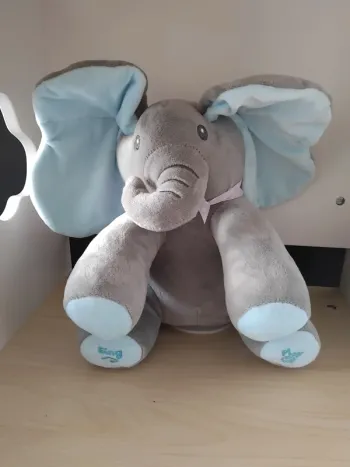Peluche musical Éléphant *